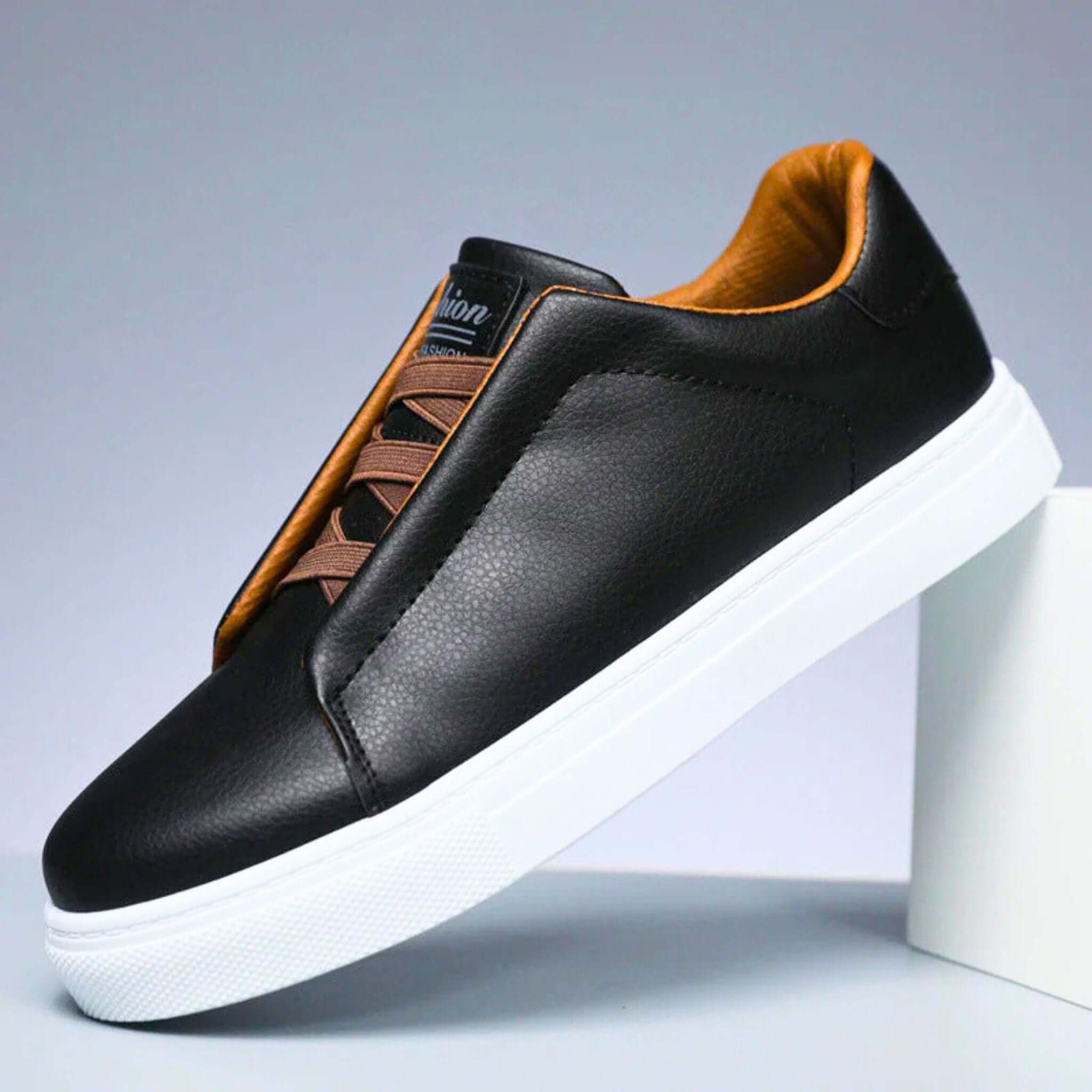Classic Leather Low-Top - Sneakers