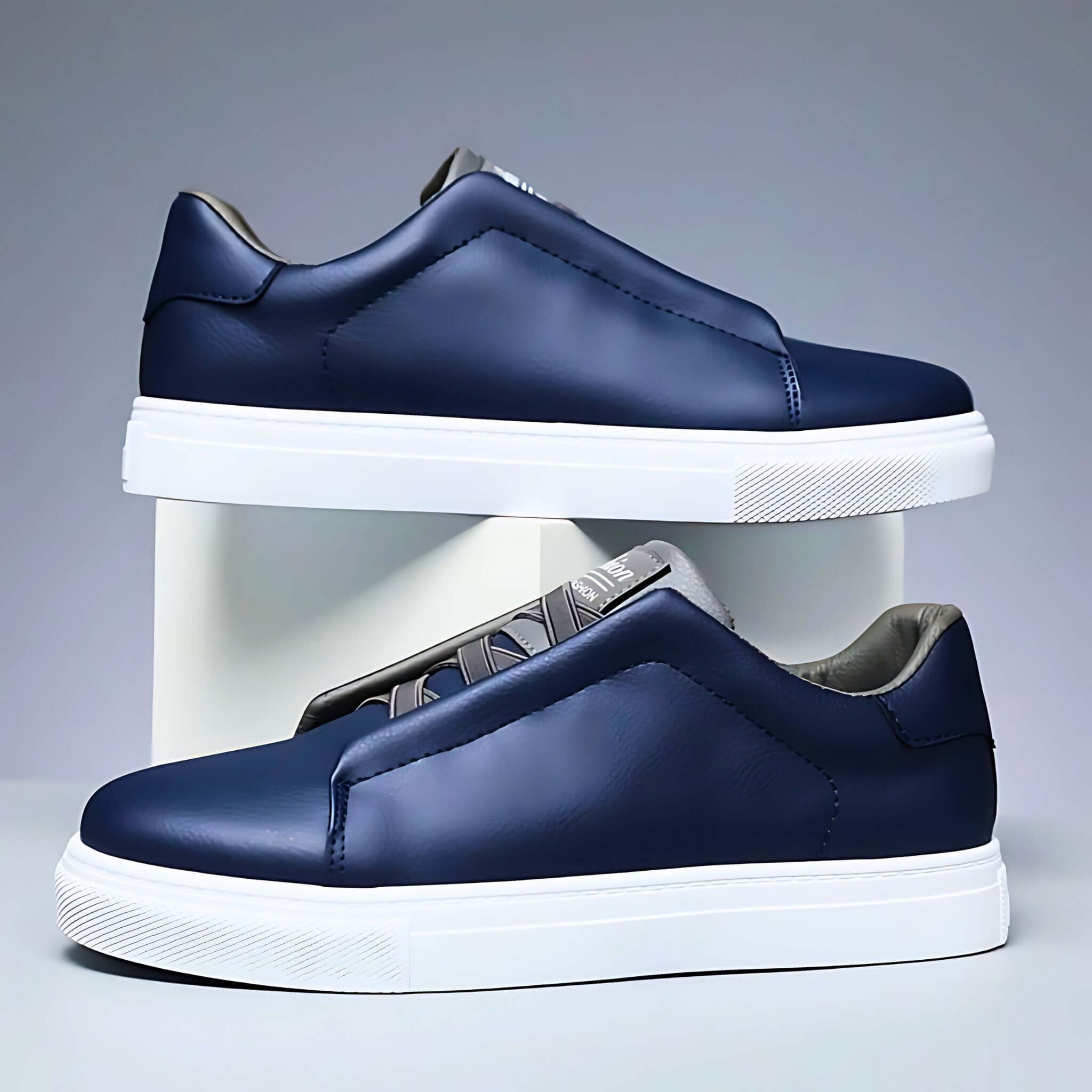 Classic Leather Low-Top - Sneakers