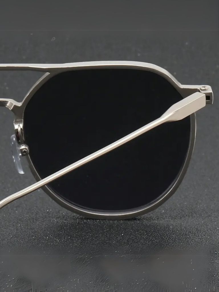 Noir Valence Sunglasses - Casa  Laro CASA LARO