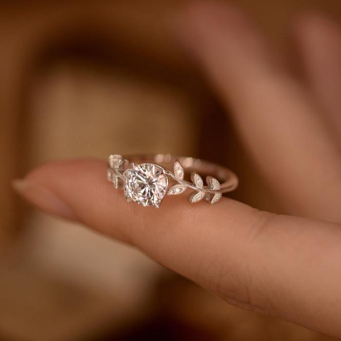 Leaf Design Round Cut Engagement Ring in Sterling Silver shineofdiamond