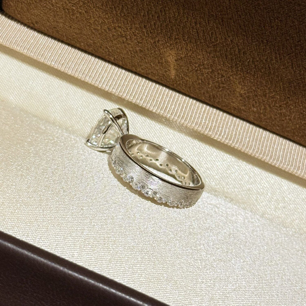 Elegant Textured Band & Side Stones Solitaire Oval Cut Sterling Silver Ring Shine of Diamond