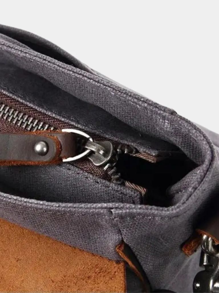 Windsor Messenger Shoulder Bag - Casa  Laro CASA LARO
