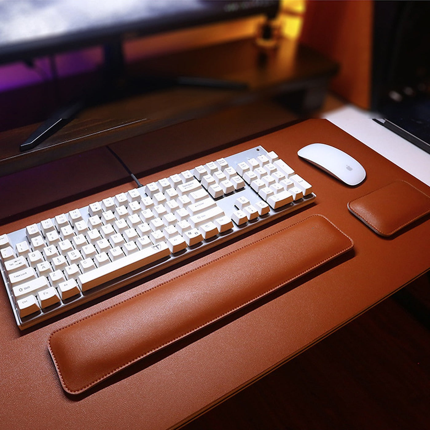 Zentora desk mat and wrist support set image 1