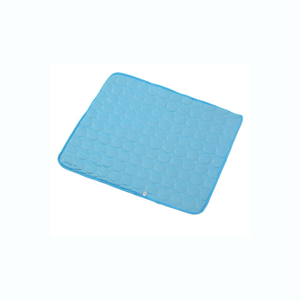 Soft blue quilted reverse of the same reversible Froloft mat
